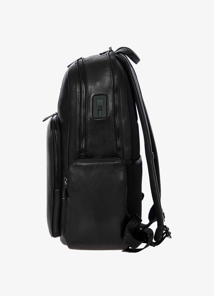 Medium-sized designer business backpack from high-quality leather Roadster Leather Backpack M2 - Tenue