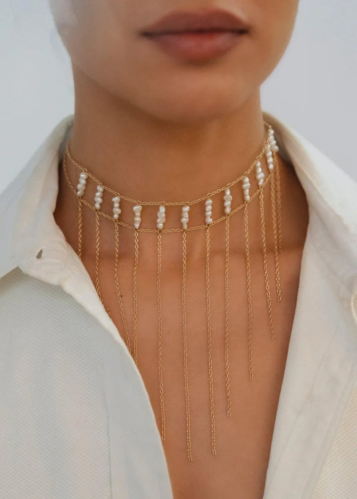 Waterfall Pearl Choker - Tenue