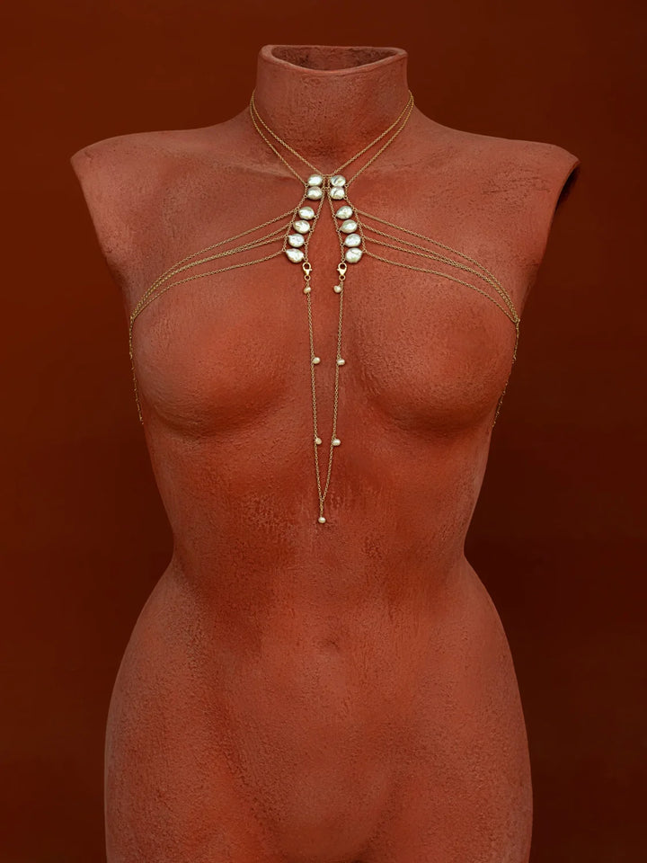 Womb Pearl Body Chain - Tenue